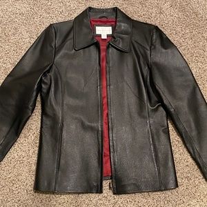 Women’s Medium Zip Black Leather Jacket